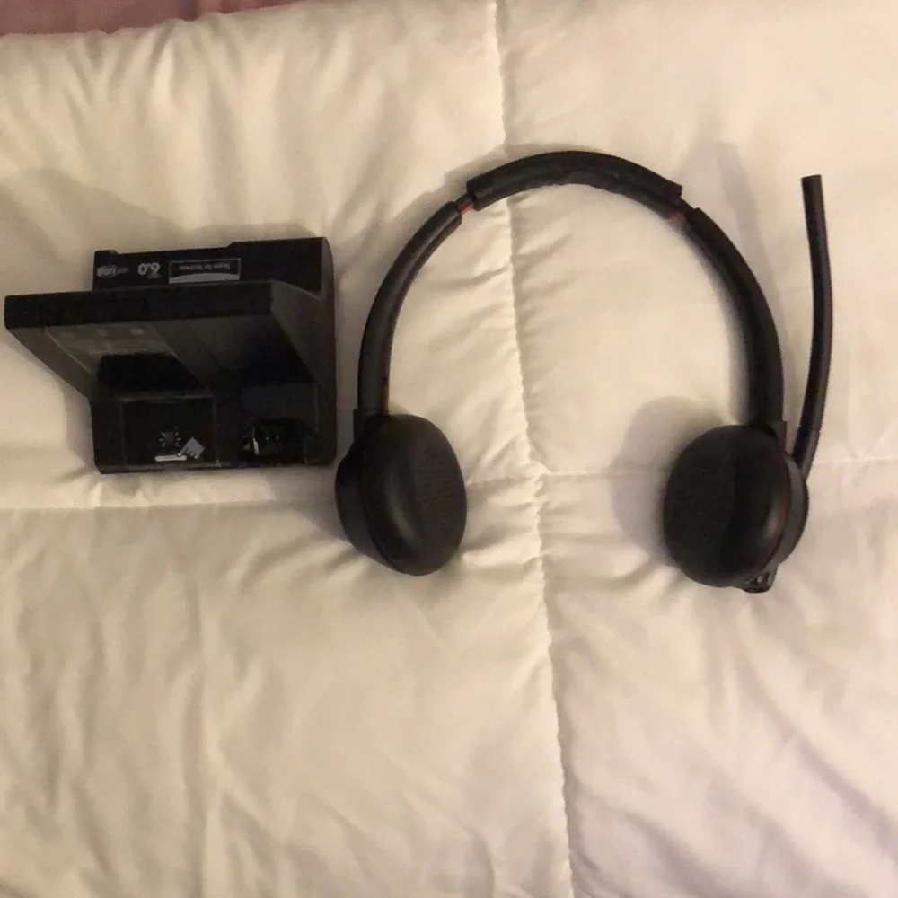 Wireless headphones